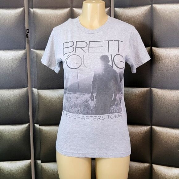 Brett Young tour tshirt - Picture 2 of 6